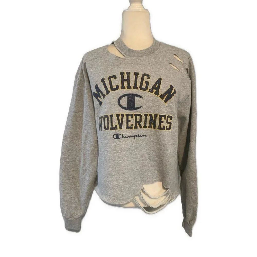 Champion Womens Gray Michigan Wolverines Distressed Long Sleeve Sweatshirt M
